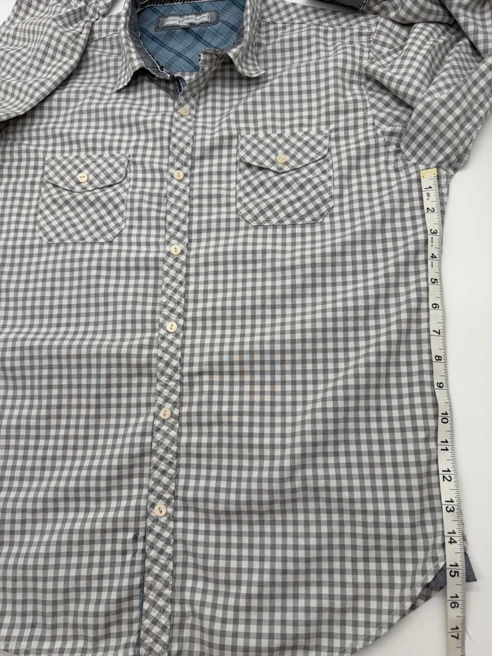 Men's Large Gingham Plaid Long Sleeve Button Down Shirt Gray White Blue Trim ** - Picture 6 of 7